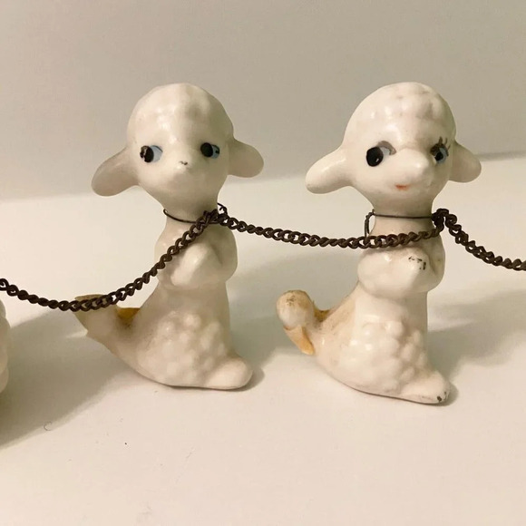Vintage Poodle Dog Family 4 Pups  On Chains Figurine Missing Hair - Picture 15 of 16